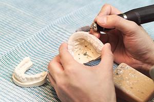 2025年版：都立大学周辺で評判の良い歯医者を徹底比較！選び方とおすすめポイント